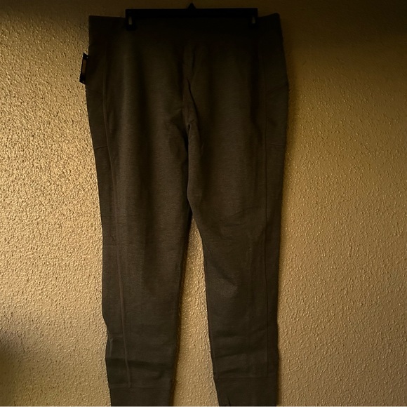 Athletic Works Dark Gray workout pants with zippered pockets XXXL/3XG (22) - Picture 2 of 7